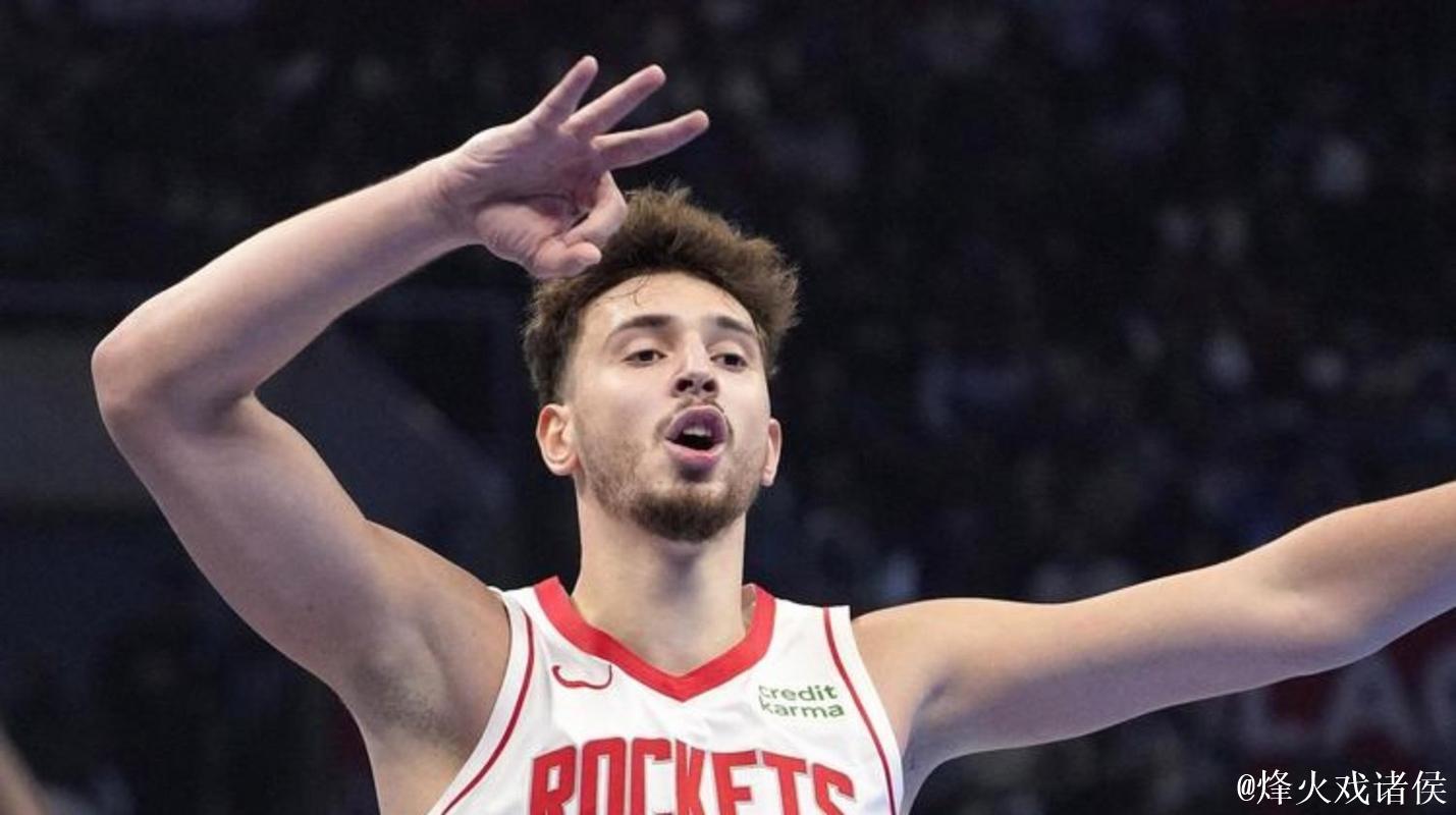 布朗：申京最后本来想造犯规，但我就干脆直接让他投篮了